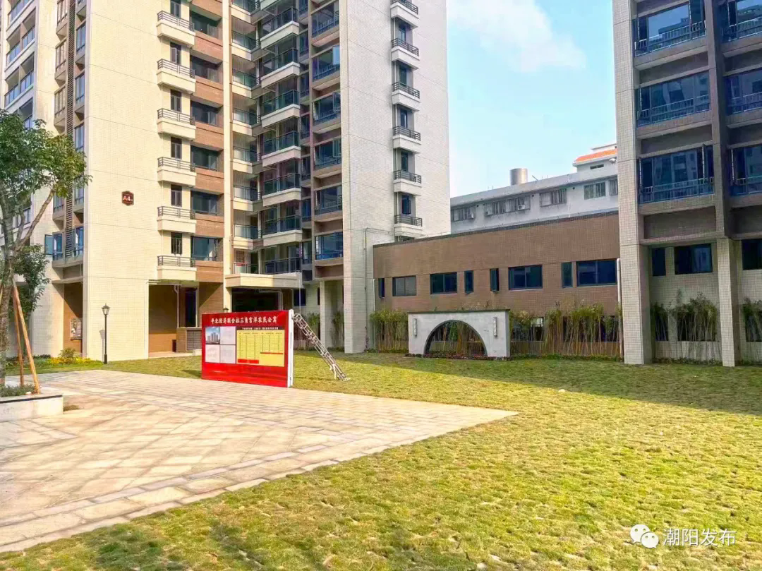 汕头市潮阳区棉北街道平北公寓二期-门禁摆闸设备
